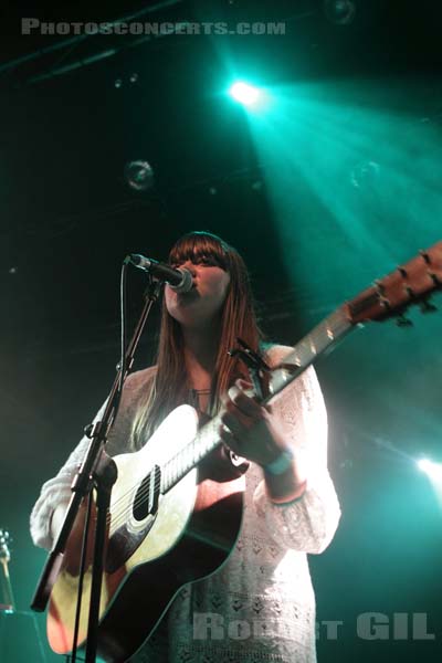 FIRST AID KIT - 2010-04-07 - PARIS - La Fleche d'Or - 